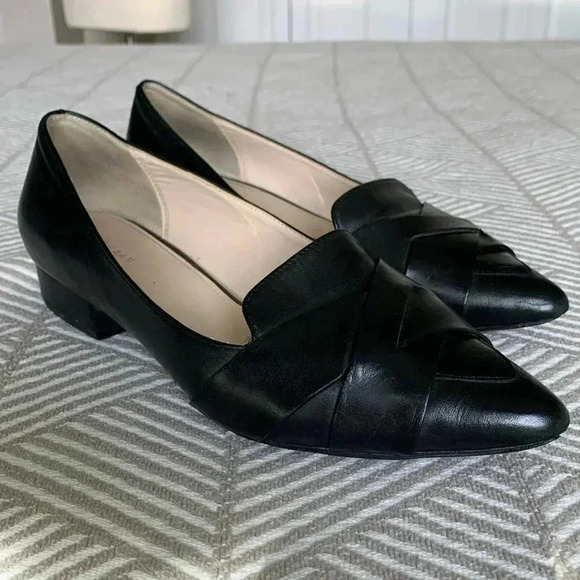 Cole Haan black pointed toe shoes - Picture 1 of 7